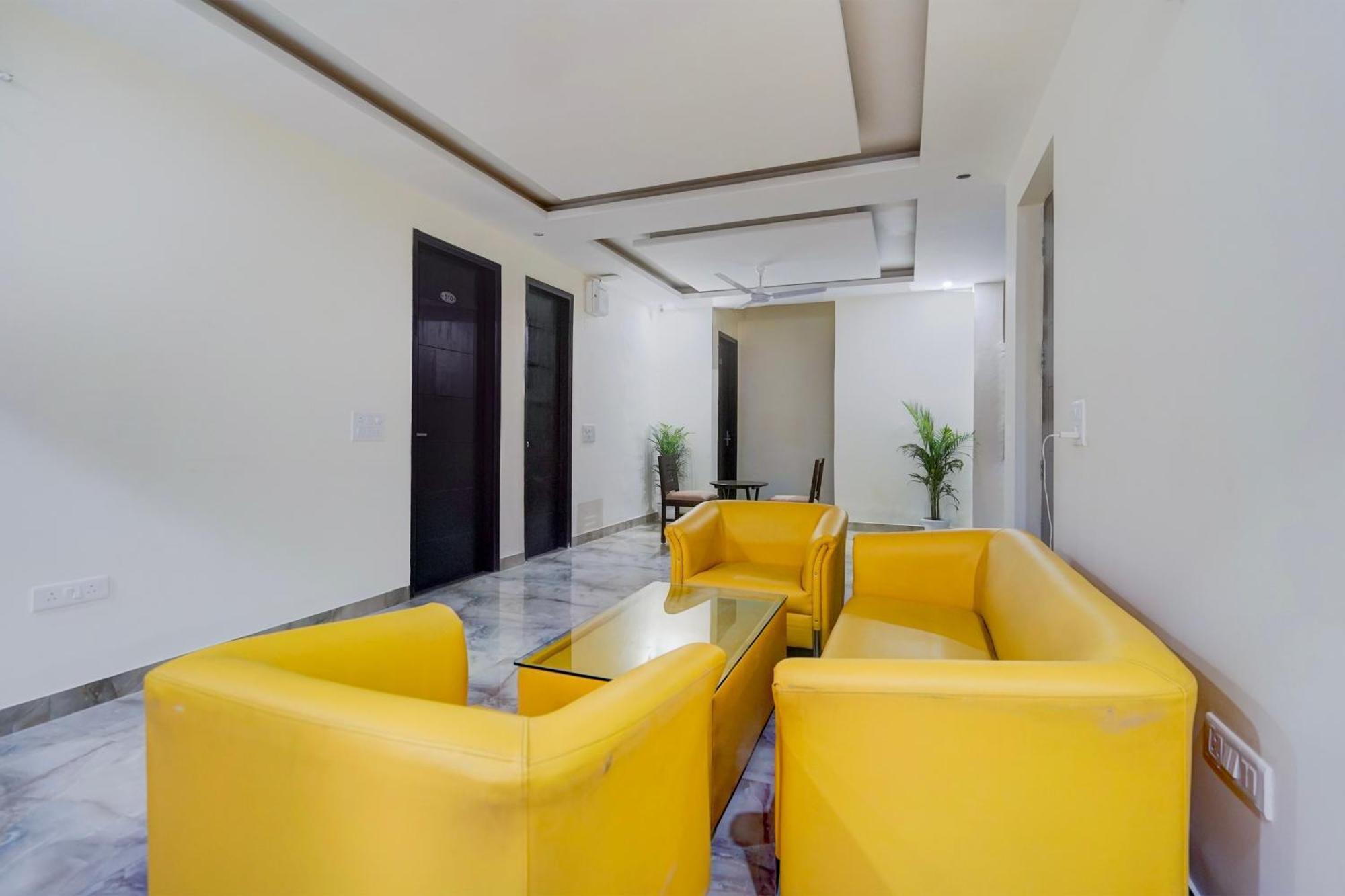 Townhouse Delight Inn Gurgáon Kültér fotó