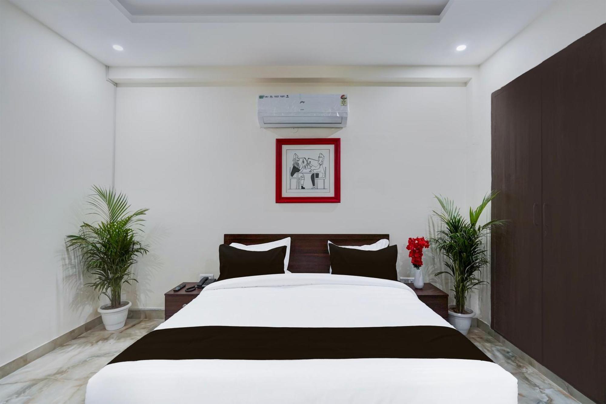 Townhouse Delight Inn Gurgáon Kültér fotó